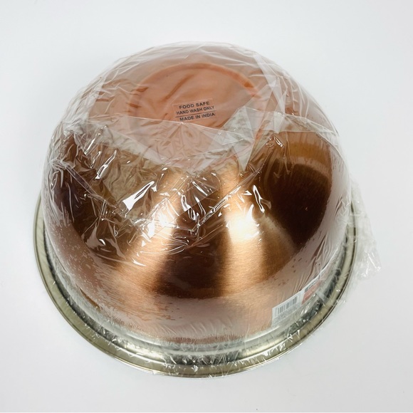 Stainless Steel 5 Quart Mixing Bowl - Picture 2 of 4